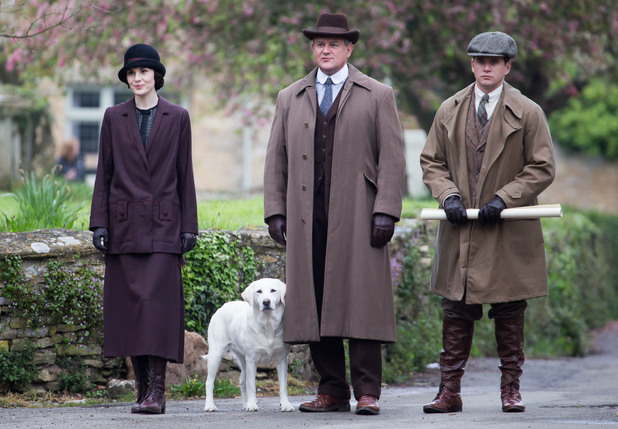 downton-abbey-dockery-bonneville