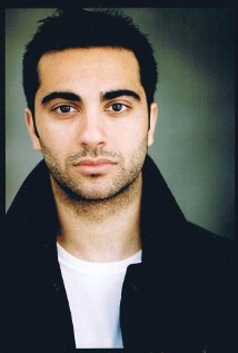 MV5BMTI4Njk1OTYxMF5BMl5BanBnXkFtZTcwNTQ4OTg5Mw@@._V1_SX214_CR0,0,214,317_AL_