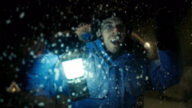 video-undefined-253A756200000578-949_636x358